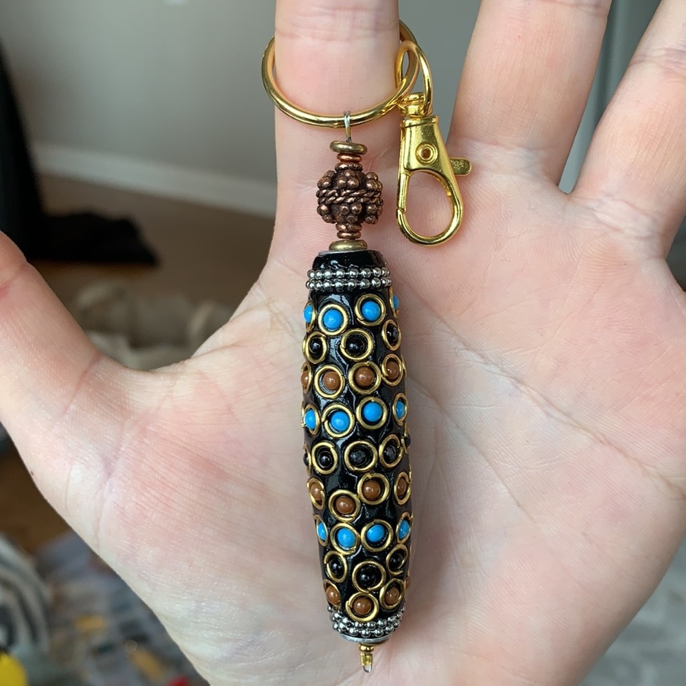 Boho beaded handmade keychain - Picture 3 of 6